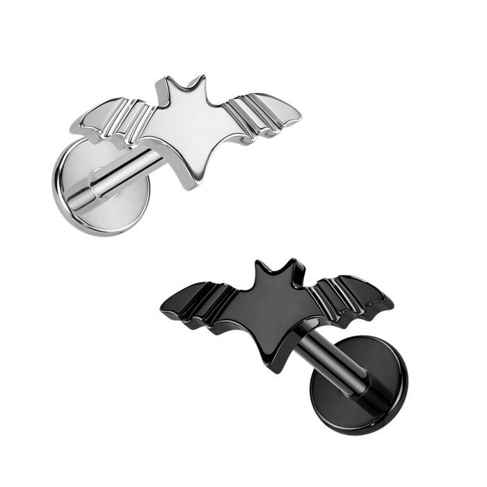 Traguspiercing Fledermaus