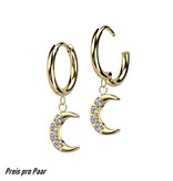 Goldfarbige Creolen mit Mondanhänger