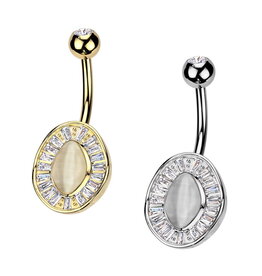 Schönes Bauchnabelpiercing