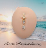 Reverse Bauchnabelpiercing mit langen Anhänger