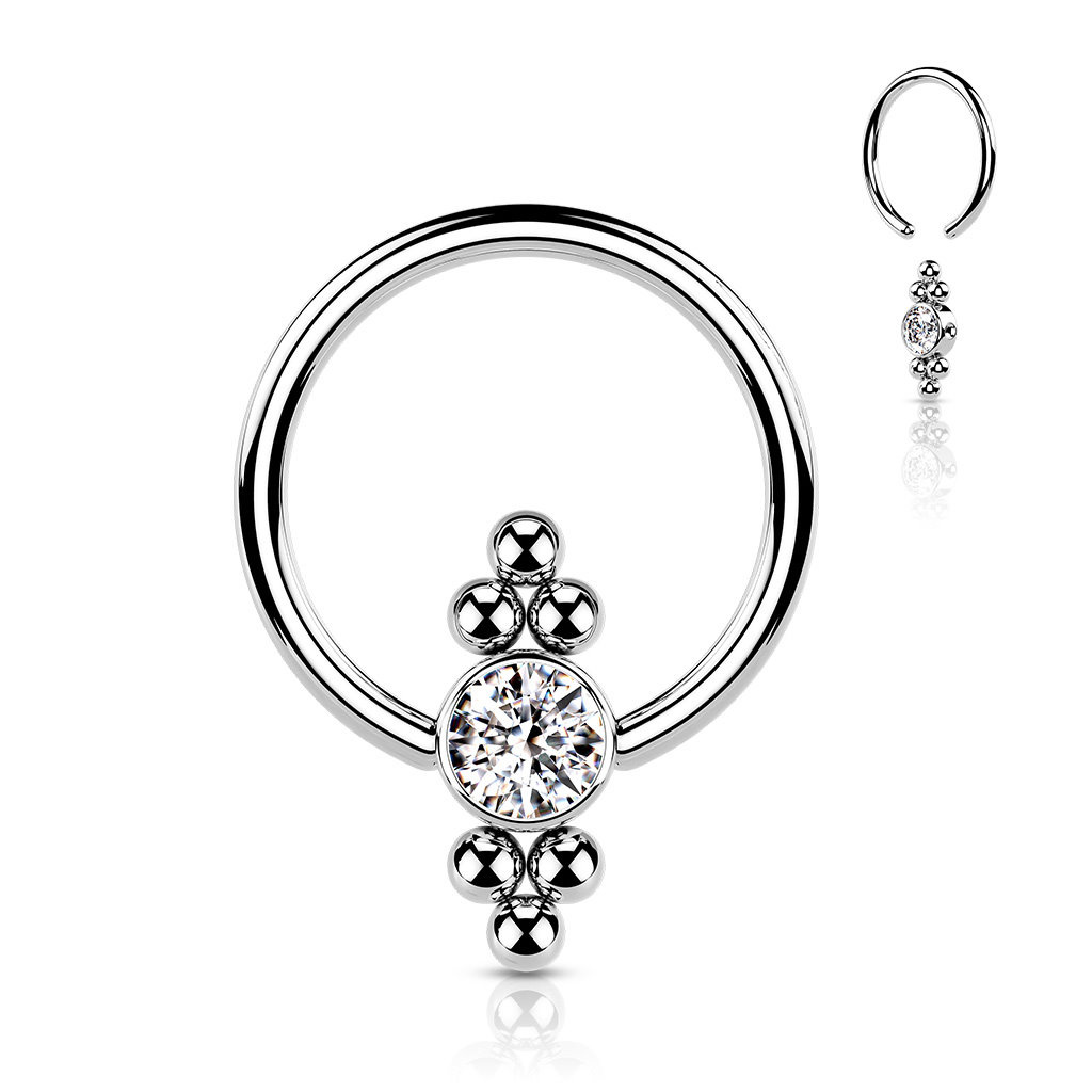 Piercing Ohr mit Kristall