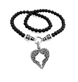 Schwarze Glasperlenkette mit Flügel-Anhänger & schwarzen Steinchen