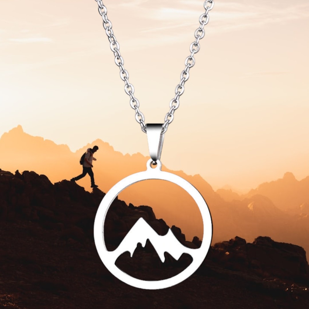 Edelstahlkette mit Bergmotiv