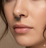 Segment Clicker Ring mit 7 kristall Steinchen