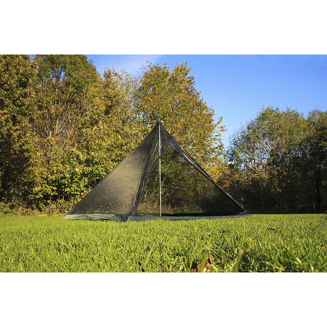 SuperLight Pyramid Mesh Tent - Family Size