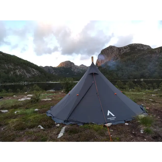 Lavvo 4 Tent