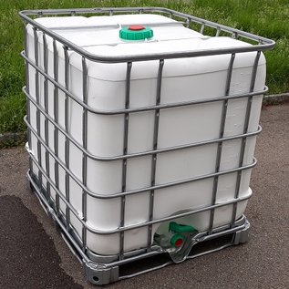 Regenwassertonne eckig weiss 1000 Liter offen mit Deckel auf Stahl-Palette