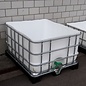 Regenwassertonne eckig 650 Liter exFood offen auf verzinkter Stahl-Kunststoff-Palette