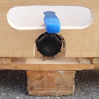 HOLZ-Regenfass offen wasserdicht 600 Liter IBC NEU für Trinkwasser (lebensmittelecht) auf Holzpalette #9HF-O-HD-NEU-REGEN-USER