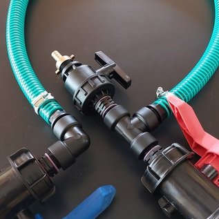 IBC Tankverbindung mit 2'' Anschlüssen mit Schlauch übereinander mit Zusatz-Hahn