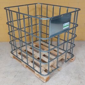 Holzgitterbox GCUBE-IBC NEU weitmaschig auf Holzpalette