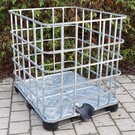 IBC Gitterbox weitmaschig auf Metall-/PE-Palette