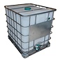 1000 Liter Trinkwasser Container auf einer Metallpalette