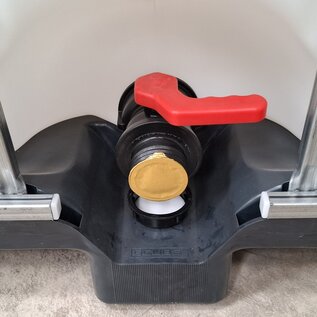 IBC weiss transparent für Lebensmittel komplett NEU 1000 Liter auf Kunststoff-Palette