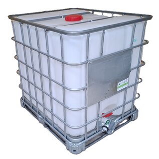 1000 Liter Trinkwasser Container auf einer Metallpalette