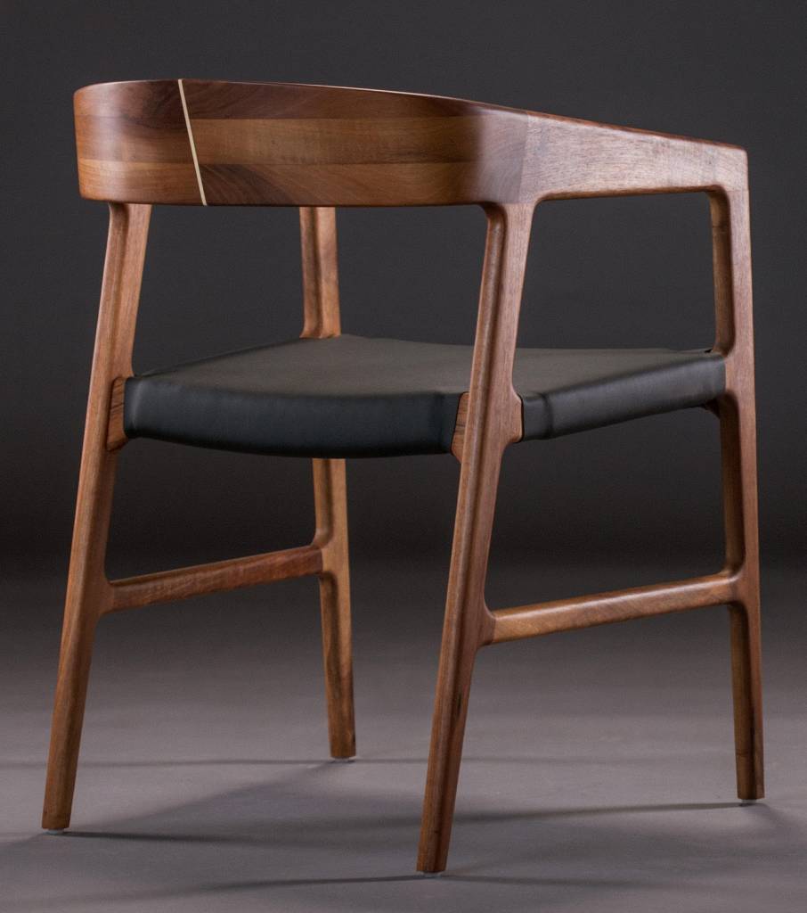 Aanvrager Kiwi bezig Artisan Tesa houten stoel met leren bespanning - Design Online Meubels