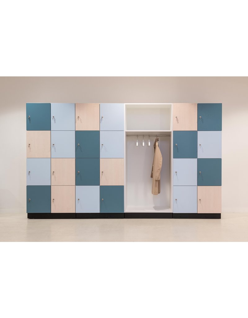 Functionals Functionals Aquarius lockers