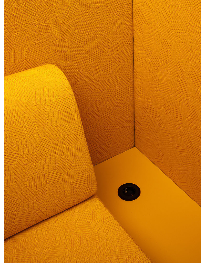 DUM DUM Beech Hotel Privacy stoel