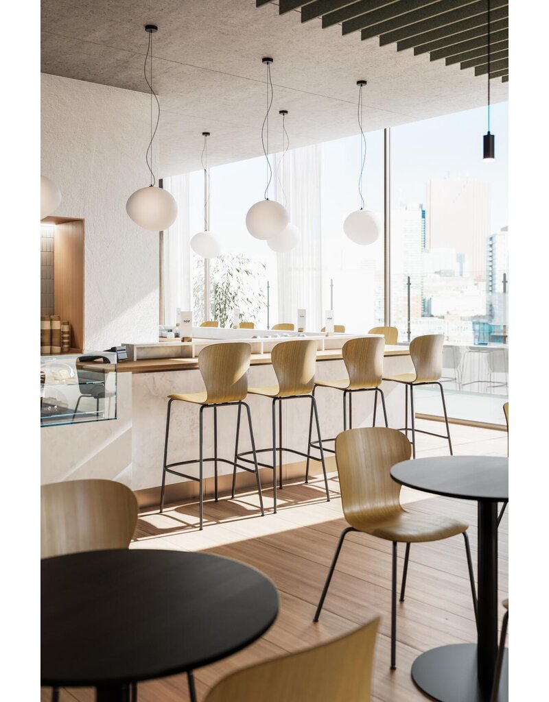 Thonet Thonet S 220 H kruk met houten zitting