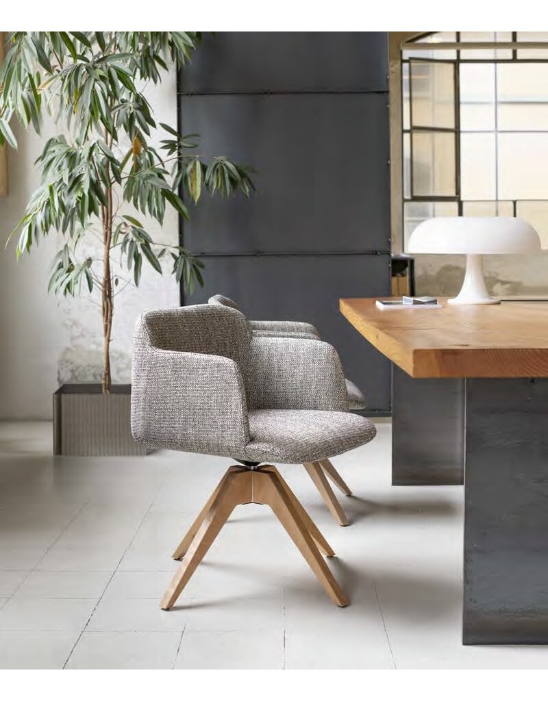 Quinti Quinti Deep stoel met houten poten