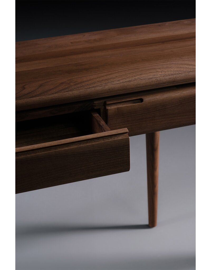 Artisan Artisan Latus houten dressoir met lades