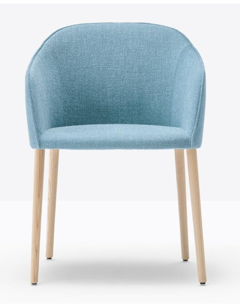 Pedrali Pedrali Laja 2 gestoffeerde fauteuil met houten poten