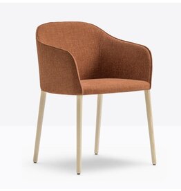 Pedrali Pedrali Laja 2 fauteuil met houten poten