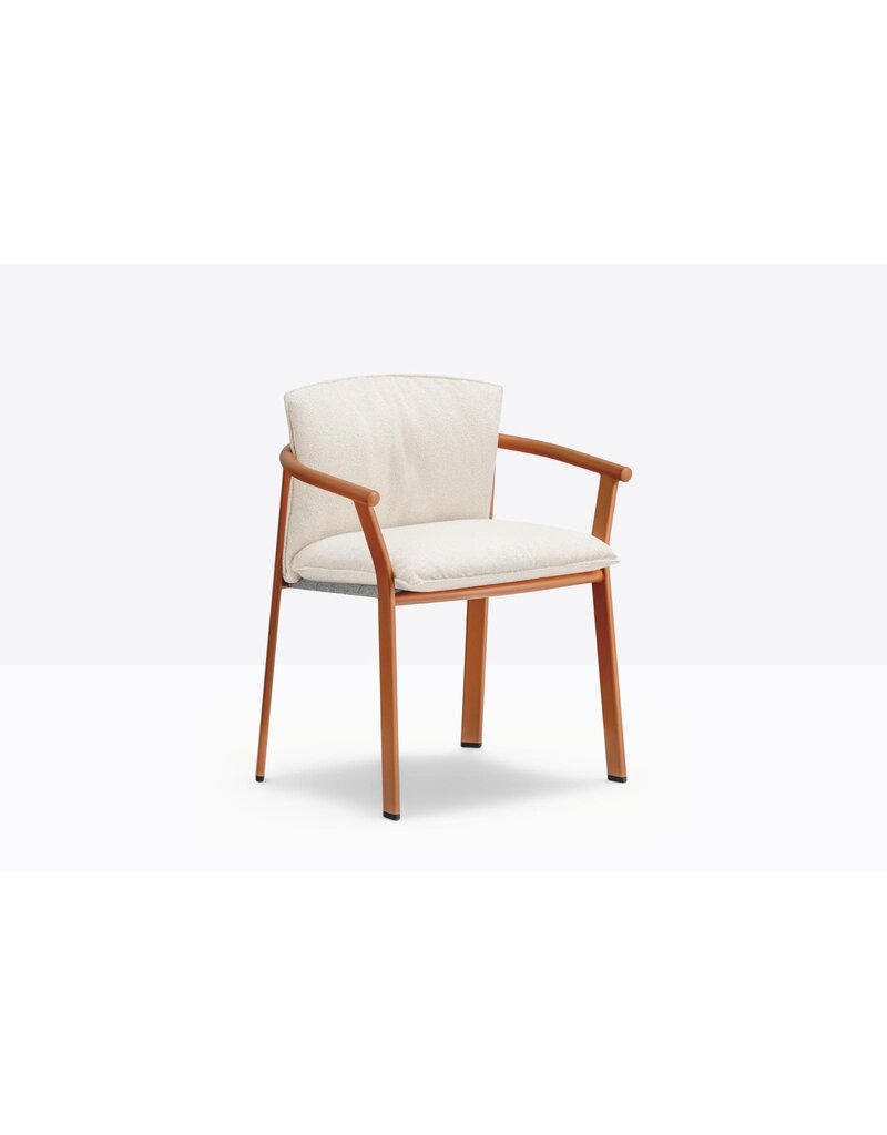 Pedrali Pedrali Lamorisse stoel met omhullend kussen en aluminium frame