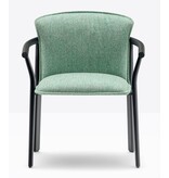 Pedrali Pedrali Lamorisse stoel met omhullend kussen en houten frame