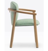 Pedrali Pedrali Lamorisse stoel met omhullend kussen en houten frame