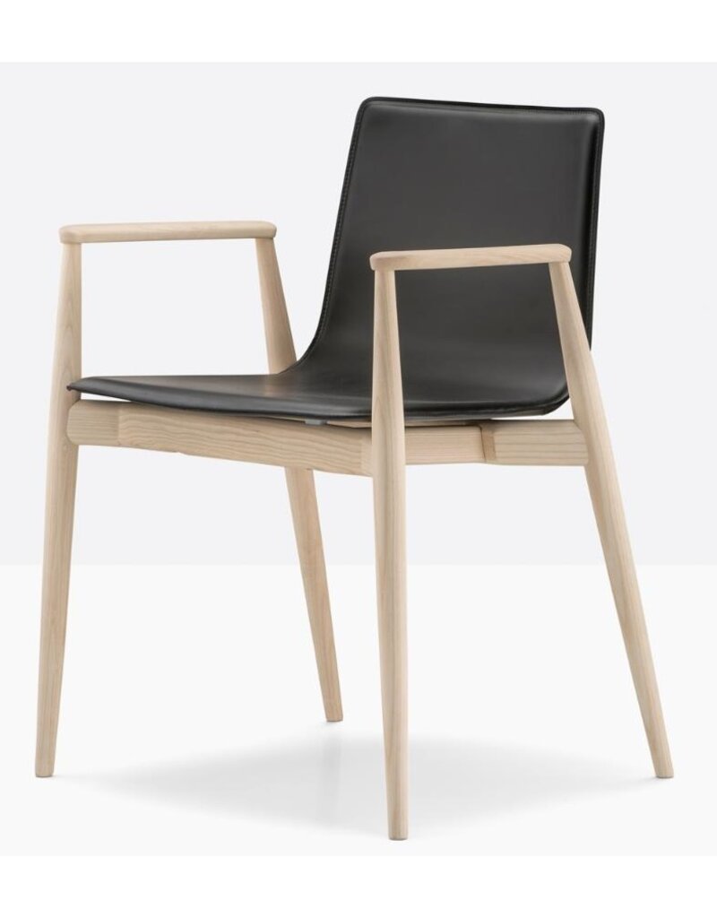 Pedrali Pedrali Malmö stoel met armleuningen en gestoffeerde zitting