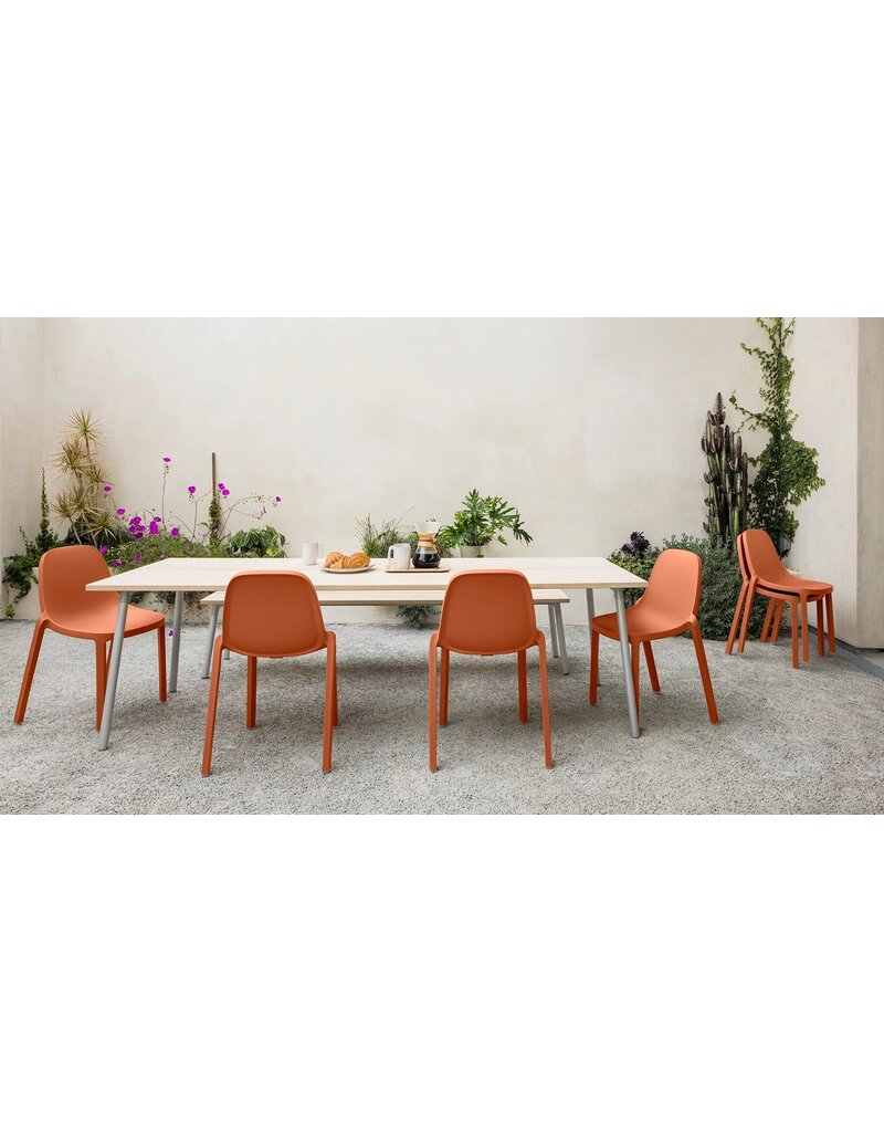 Emeco Emeco Broom stapelstoel van Philippe Starck