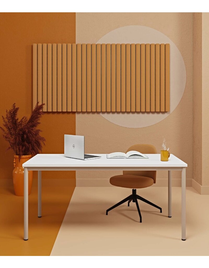 Maro Maro Op-Lite II O bureau met ronde poten