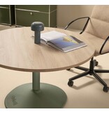 Quinti Quinti Gronda ronde eet- en vergadertafel met metalen poot
