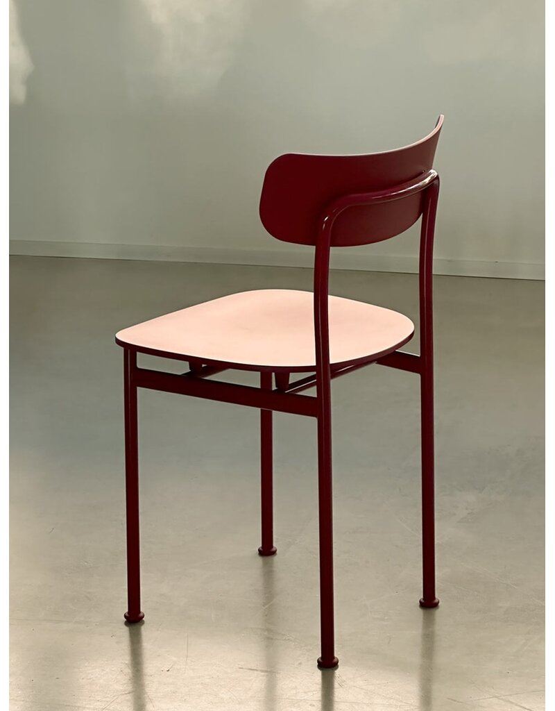 Magis Magis Motta retro stoel stalen frame met polypropyleen rugleuning en zitting