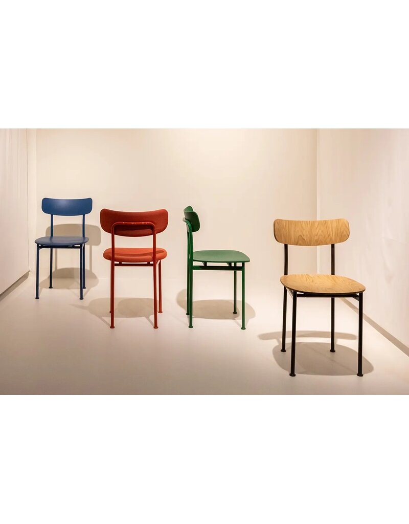 Magis Magis Motta retro stoel stalen frame met polypropyleen rugleuning en zitting