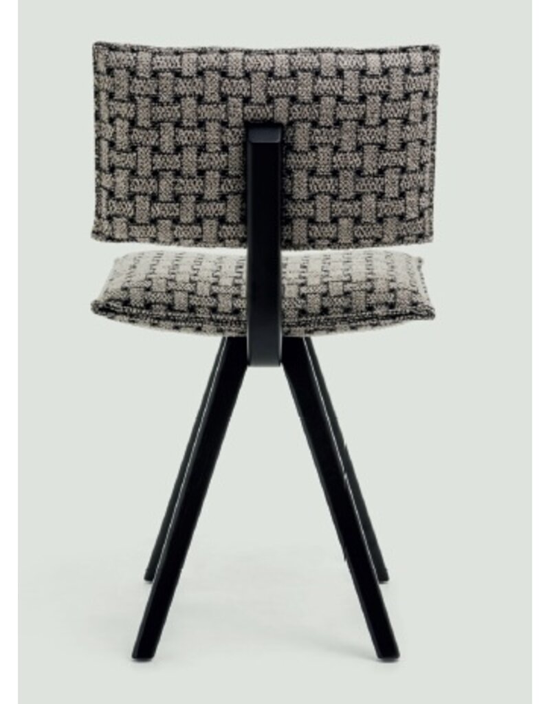 Magis Magis Trave  stoel essenhouten frame en zitting van afneembare stof