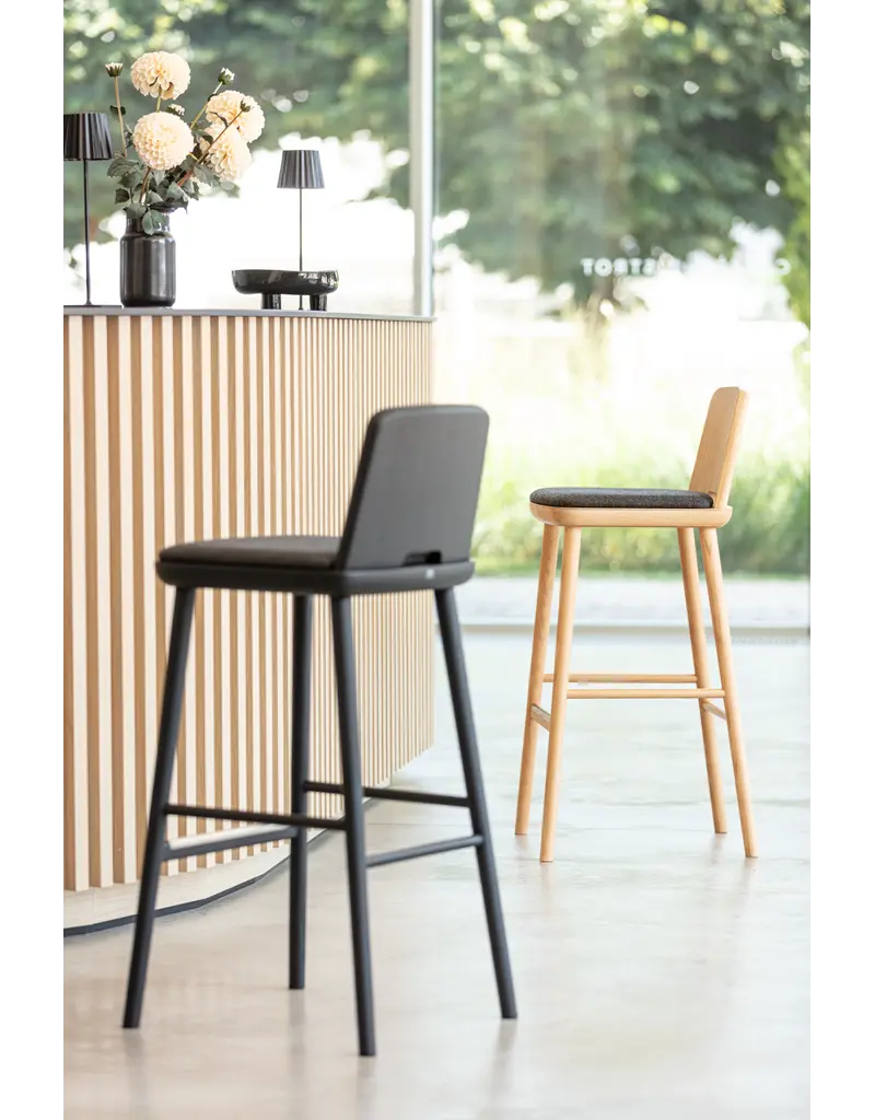 Sipa Sipa Tablet houten barkruk