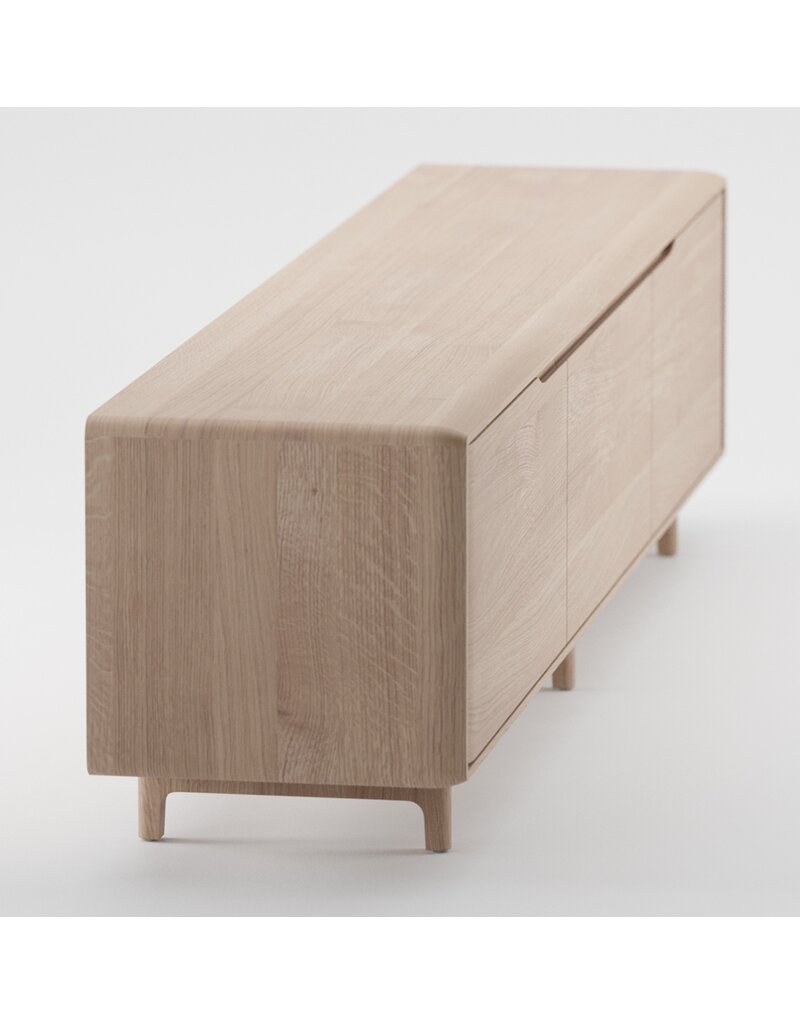 Artisan Artisan Invito massief laag houten dressoir