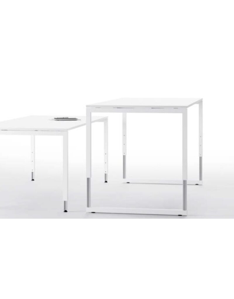 Fantoni Fantoni Framework 2.0 bureau in hoogte instelbaar