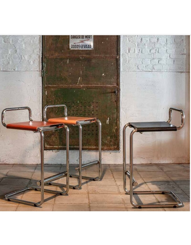 Be. Classics Be Classic Stool  kruk CG70-H67 Chrome Leather