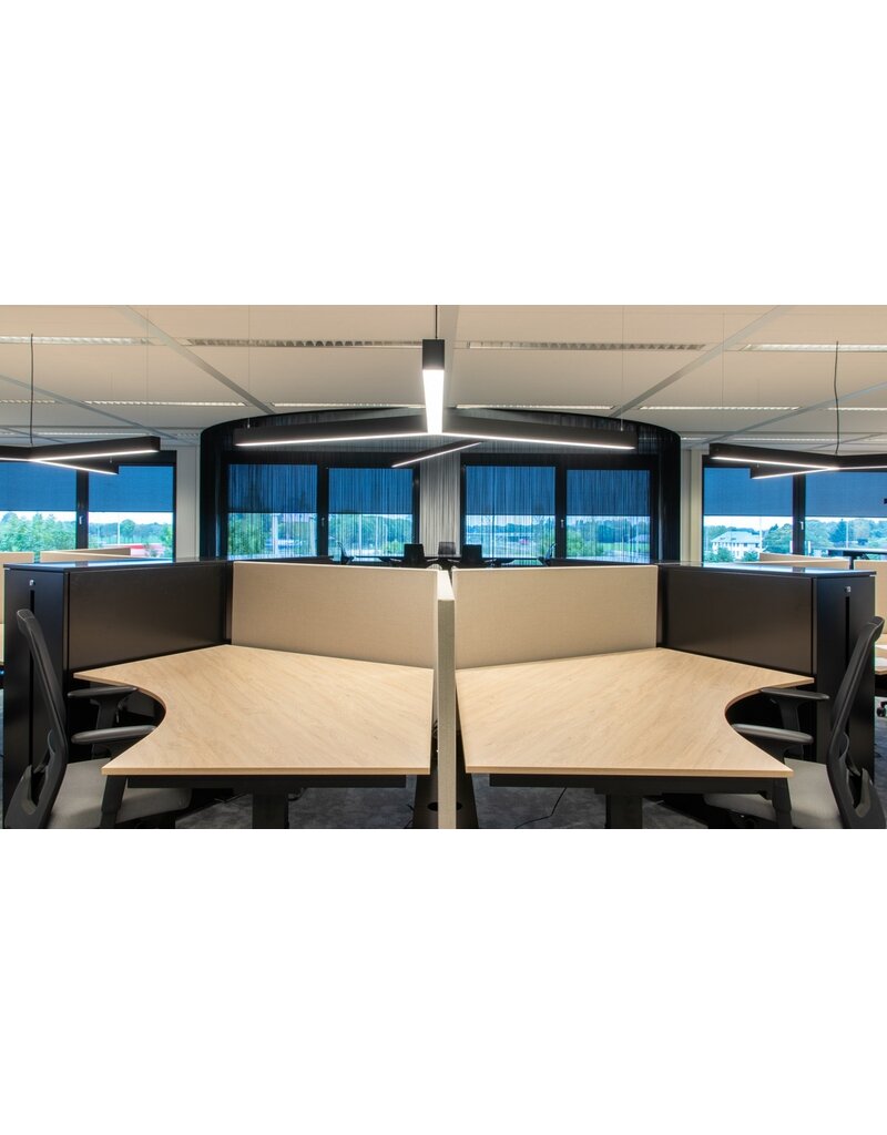 Voortman kantoormeubelen Voortman Hi-Tee zit-sta  3 persoons bureau