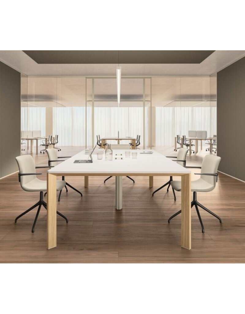 Fantoni Fantoni Alis design vergadertafel vierkant
