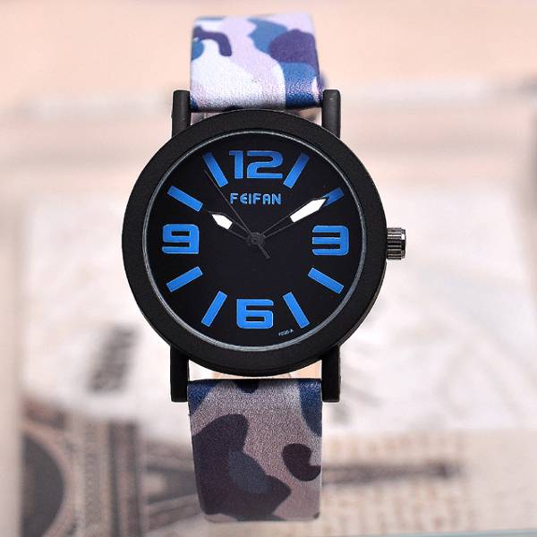 Dames Horloge Met Metalen Rekband, Grote Cijfers, (Kavel Nr: 512150