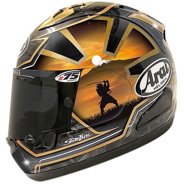 Arai RX 7V Review - Champion Helmets - Motorhelmen