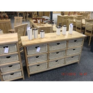 Dressoir met 9 zeegras manden