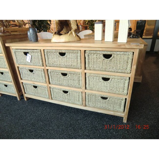 Dressoir met 9 zeegras manden