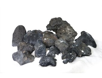 Wabi Kusa Zwarte Lavasteen XS 5-12cm 0,6kg