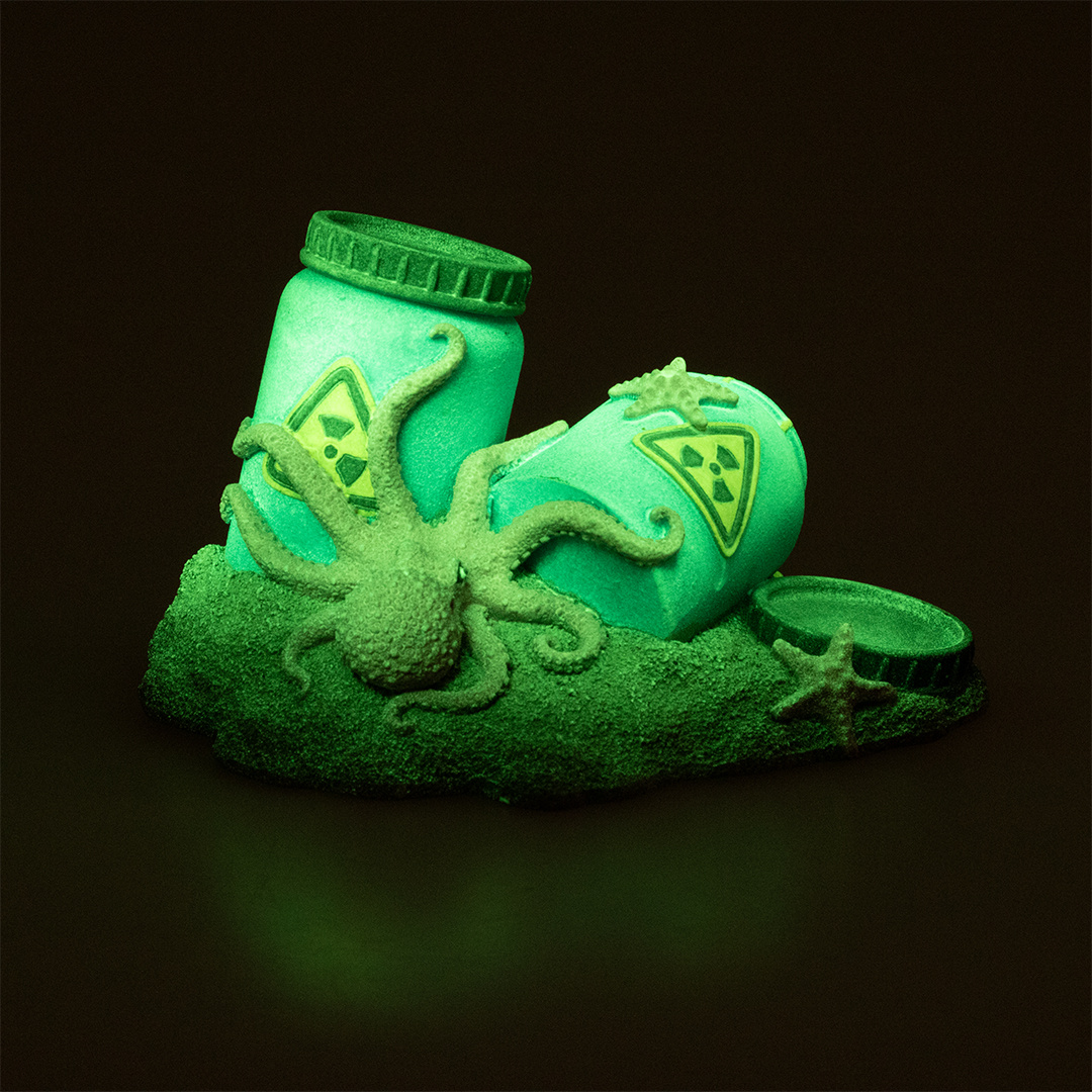 Radioactieve vaten met octopus S - Glow in the dark