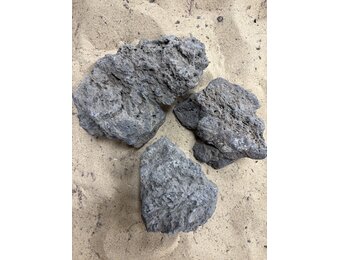 E Steenbundel Kuroi Dark Rock